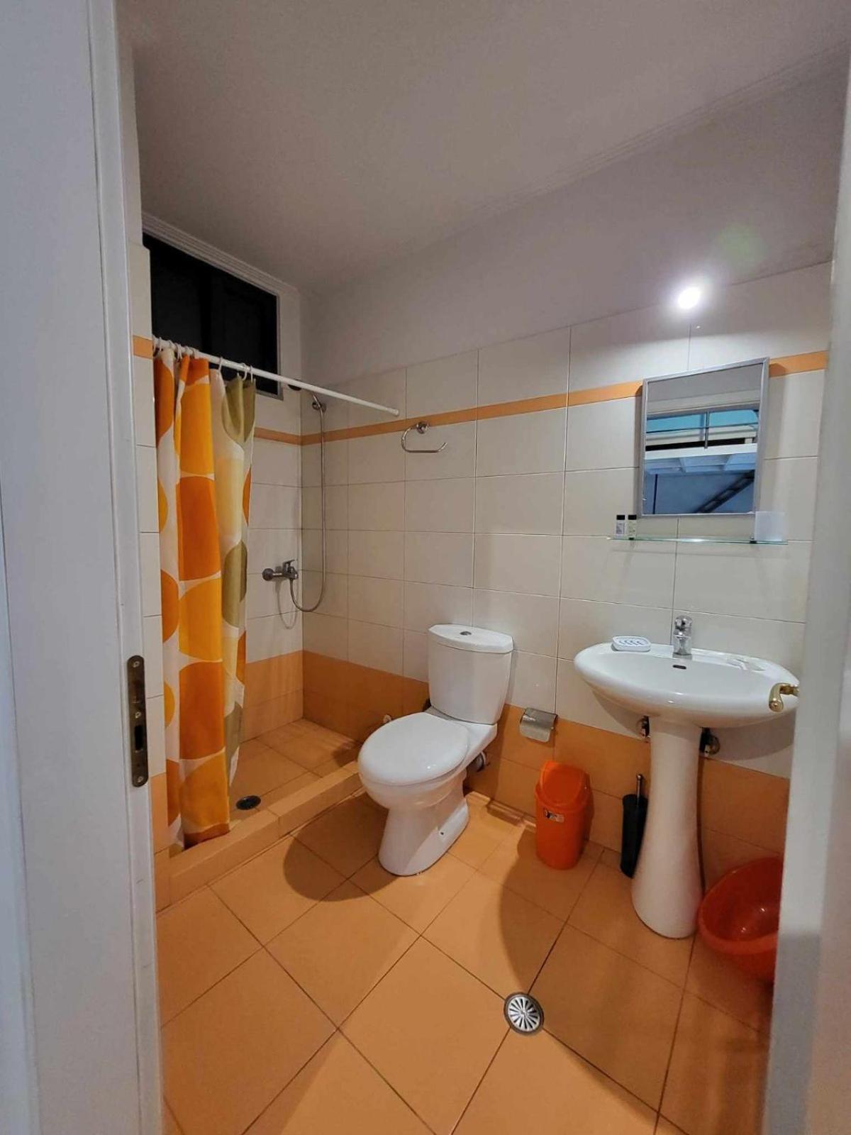 Vive Mare Otel Saranda Dış mekan fotoğraf