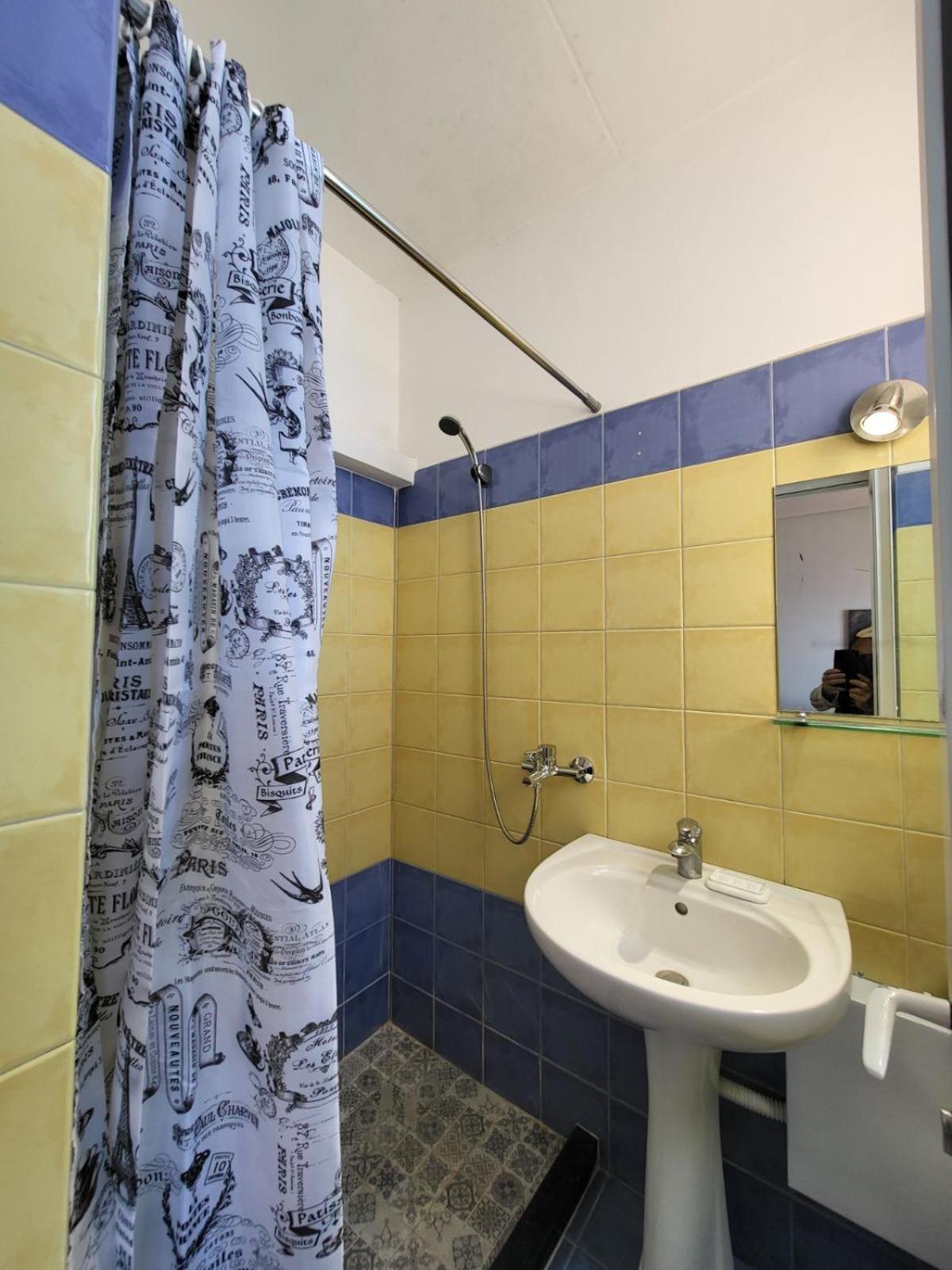 Vive Mare Otel Saranda Dış mekan fotoğraf